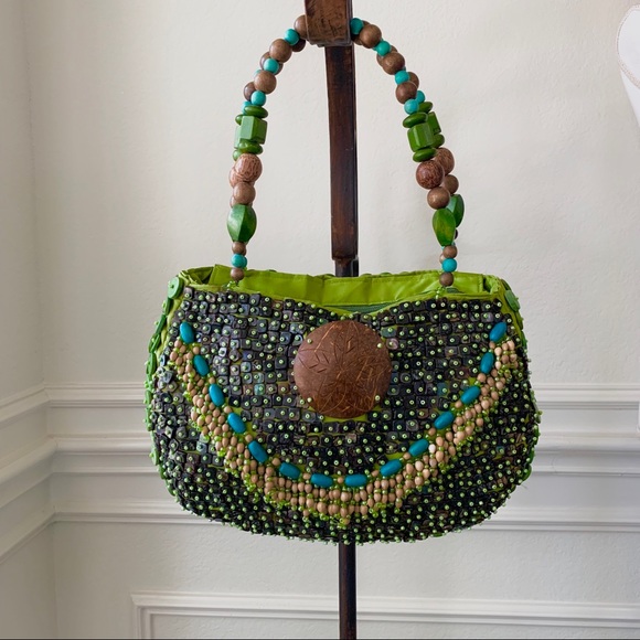 (1406) VINTAGE CEBU BEADED HANDBAG WITH WOODEN BEADS HANDLE - Picture 11 of 16